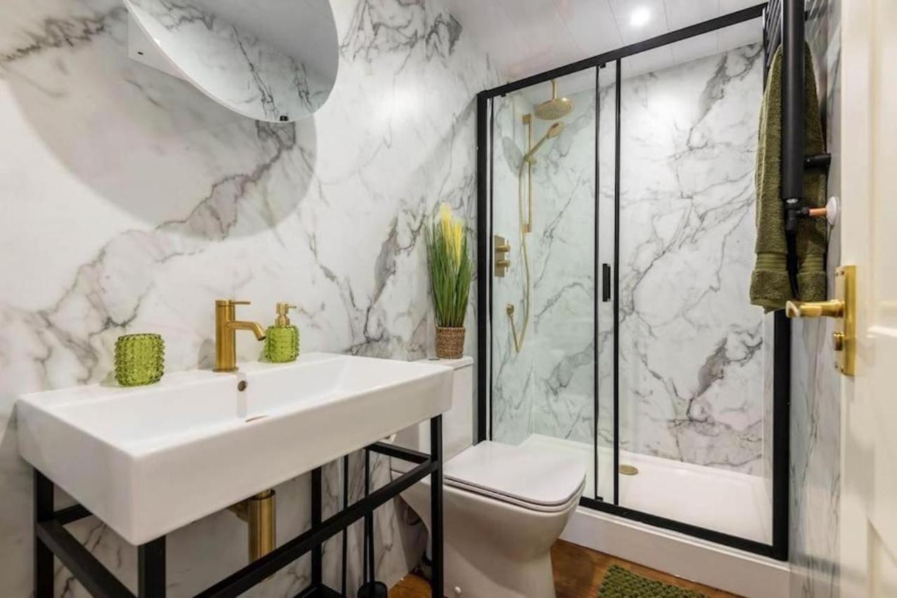 Arbroath Luxury Apartment In Mcm Style المظهر الخارجي الصورة