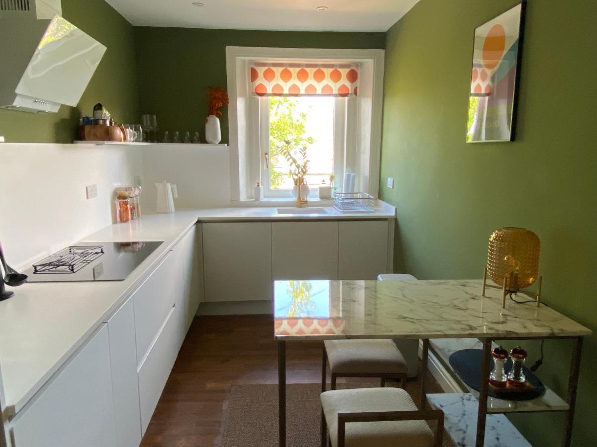 Arbroath Luxury Apartment In Mcm Style المظهر الخارجي الصورة